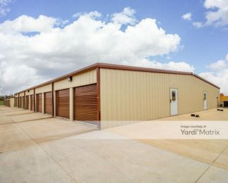 Photo 6 of Excess Storage - 4262 Highway 36 S, Brenham, TX