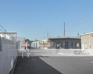 Photo 1 of B-R Mini-Storage - 615 7th Avenue, Longview, WA