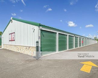 Photo 3 of Space Squared Self Storage - 501 Park Drive, Waterford, WI