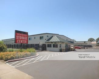 Photo 3 of Newberg Storage Center - 215 North Elliott Road, Newberg, OR