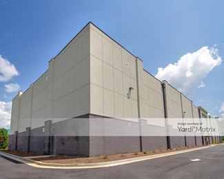 Photo 2 of Extra Space Storage - 25 Lester Road, Fayetteville, GA