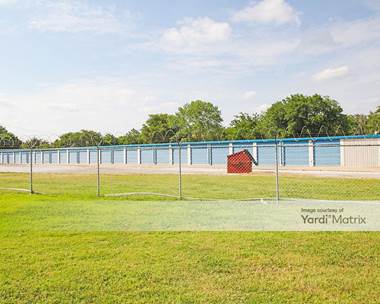 Storage Units for Rent available at 64 East Peak Blvd, Muskogee, OK 74401