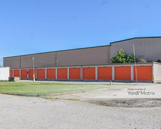 Photo 4 of Murphy-s Mini-Storage - 105 Pickens Road, Nitro, WV