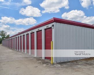 Photo 3 of Storage Rentals of America - 100 Self Storage Drive, Hurricane, WV