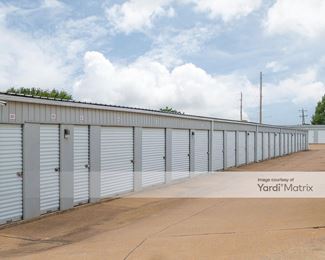 Photo 4 of Click Storage - 916 Taylor Drive, Bartlesville, OK