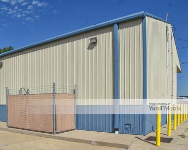 Storage Units for Rent available at 6240 MacCorkle Avenue, Saint Albans, WV 25177