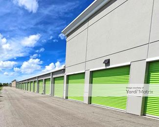 Photo 5 of Extra Space Storage - 15262 Convenience Way, Fort Myers, FL