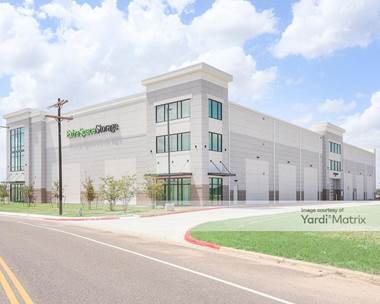 Storage Units for Rent available at 109 South Grapefruit Blvd, Mission, TX 78572