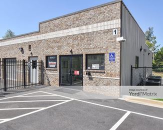 Photo 2 of WeStore - 5092 Hog Mountain Road, Flowery Branch, GA