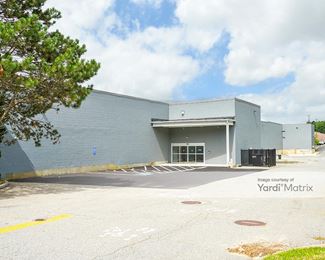 Photo 4 of Castle Self Storage - 20 Pilgrim Hill Road, Plymouth, MA