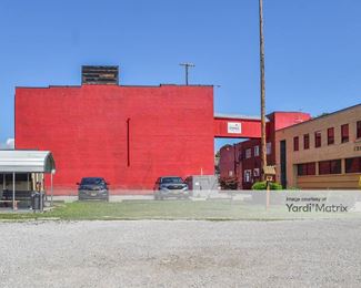 Photo 3 of Storage Rentals of America - 1352 Hansford Street, Charleston, WV