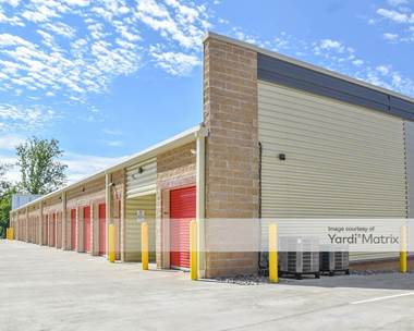 Storage Units for Rent available at 927 Oakhurst Dr, Charleston, WV 25314