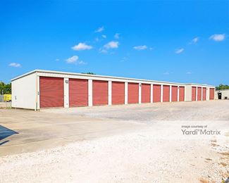 Photo 3 of Four Seasons Storage - 2360 Texas Avenue, Bridge City, TX