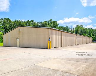 Photo 4 of Extra Space Storage - 188 South LHS Drive, Lumberton, TX