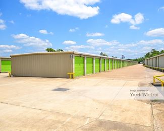 Photo 3 of Extra Space Storage - 8020 Eastex Fwy, Beaumont, TX