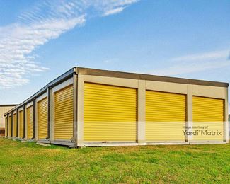 Photo 2 of Extra Space Storage - 1655 South Major Drive, Beaumont, TX