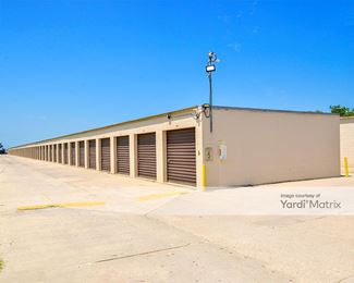 Photo 4 of Right Move Storage - 7301 Memorial Blvd, Port Arthur, TX
