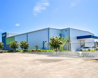 Photo 2 of Right Move Storage - 8221 9th Avenue, Port Arthur, TX