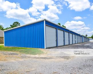 Photo 2 of Storage World - 290 TX-421 Road, Lumberton, TX