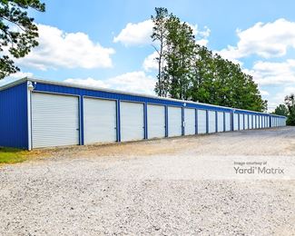 Photo 5 of Storage World - 290 TX-421 Road, Lumberton, TX