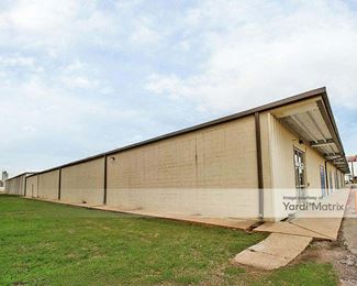 Photo 3 of Extra Space Storage - 1501 North 7th Street, Beaumont, TX