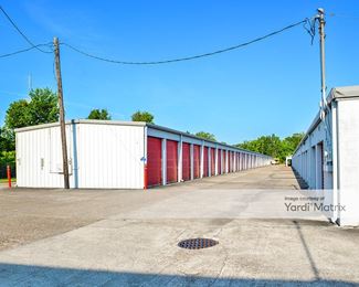 Photo 2 of Store Space Self Storage - 260 I -10 Frontage Road, Beaumont, TX