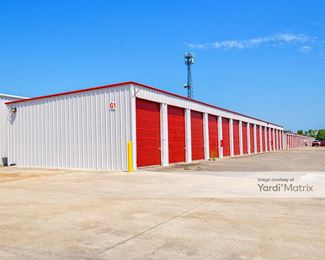 Photo 4 of Storage Rentals of America - 2641 West Highway 365, Port Arthur, TX