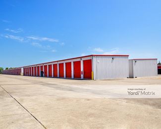 Photo 5 of Storage Rentals of America - 2641 West Highway 365, Port Arthur, TX