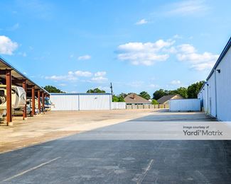 Photo 4 of My Garage Self Storage - 2525 IH 10 East, Orange, TX