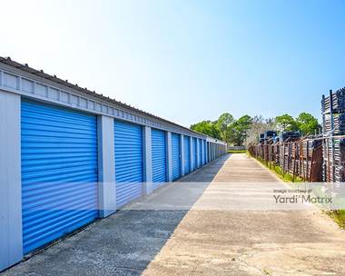 Storage Units for Rent available at 6111 Gulfway Drive, Groves, TX 77619