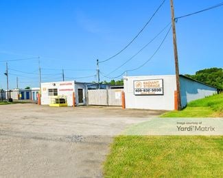 Photo 1 of Radiant Storage - 210 Interstate 10, Beaumont, TX
