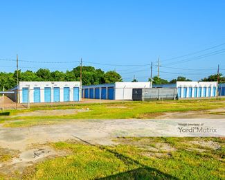 Photo 4 of Radiant Storage - 210 Interstate 10, Beaumont, TX