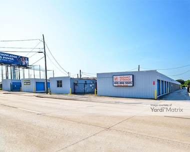 Storage Units for Rent available at 6045 College Street, Beaumont, TX 77707