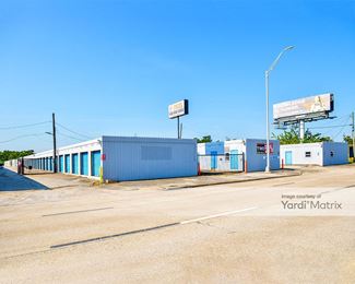 Photo 3 of Radiant Storage - 6045 College Street, Beaumont, TX