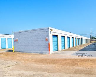 Photo 4 of Radiant Storage - 6045 College Street, Beaumont, TX