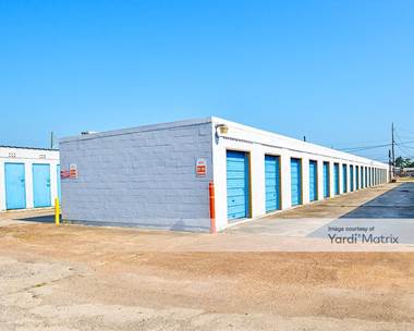 Storage Units for Rent available at 6045 College Street, Beaumont, TX 77707