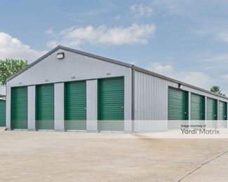 Photo 3 of StoreSmart - 306 West Center Road, Kokomo, IN