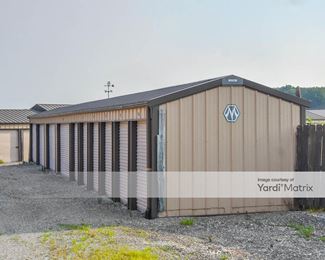 Photo 4 of Tom-s U Store It - 6450 West US 40 Hwy, Knightstown, IN