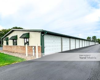 Photo 3 of Appleton North  Storage - 816 West Capitol Drive, Appleton, WI