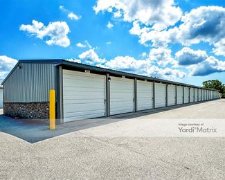 Photo 3 of Stor-It Storage - 1641 West Evergreen Drive, Appleton, WI
