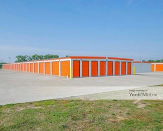 Photo 2 of Plaza Storage - 2301 Grandview Avenue, Muscatine, IA