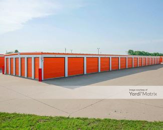 Photo 4 of Plaza Storage - 2301 Grandview Avenue, Muscatine, IA