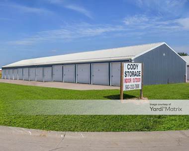 Storage Units for Rent available at 2399 Trent Street, Le Claire, IA 52753