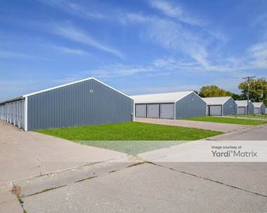 Storage Units for Rent available at 2399 Trent Street, Le Claire, IA 52753