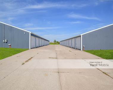 Storage Units for Rent available at 2399 Trent Street, Le Claire, IA 52753
