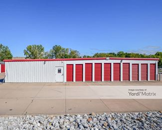Photo 3 of Kimberly Road Self Storage - 1001 West Kimberly Road, Davenport, IA