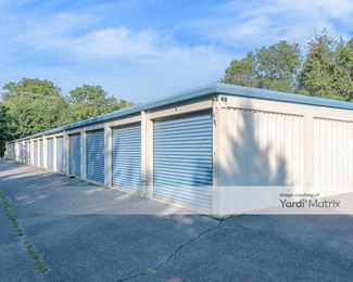 Photo 3 of Happy Greek Storage - 676 Shenandoah Shores Road, Front Royal, VA