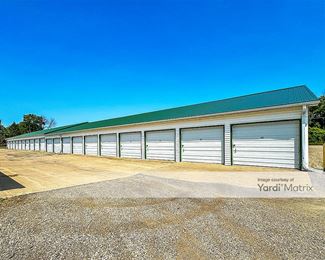 Photo 2 of Horseshoe Storage - 41 Horseshoe Road, Oshkosh, WI