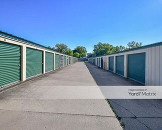 Photo 4 of Storage Rentals of America - 2501 North Lincoln Avenue, Davenport, IA