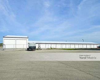 Photo 3 of Badger State Storage - 3000 Apostolic Street, Appleton, WI